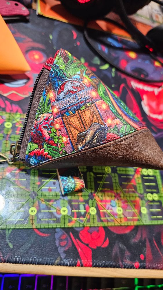 Infinity Pouch